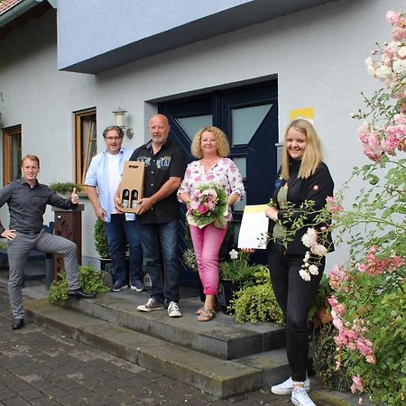 Ferienwohnung Am Korretsberg Kruft Bagian luar foto