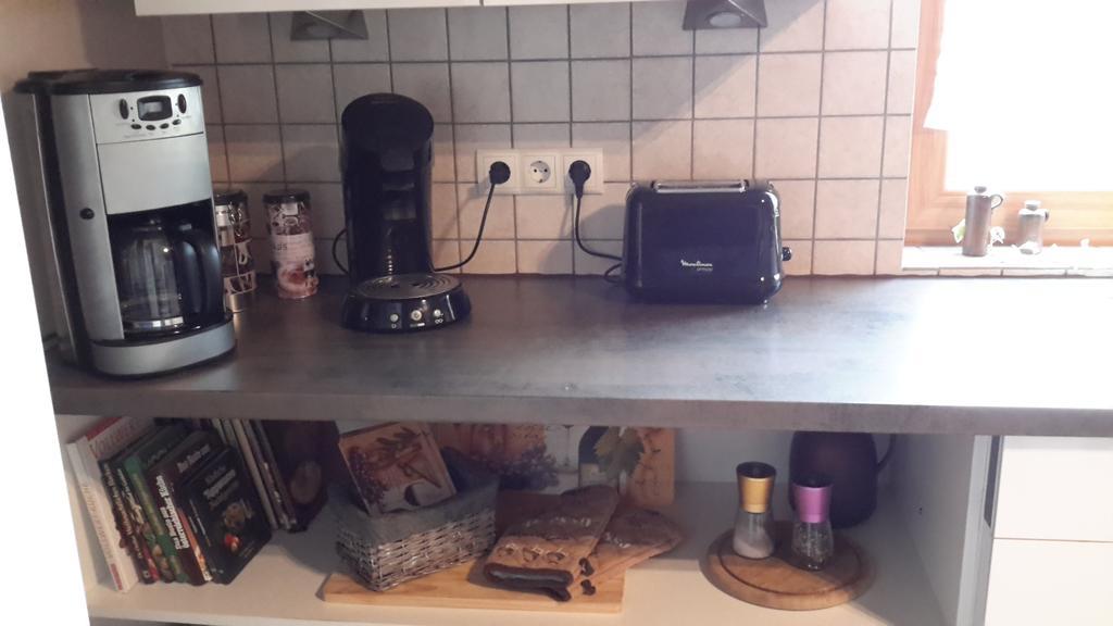 Ferienwohnung Am Korretsberg Kruft Bagian luar foto